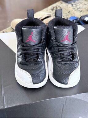 Jordan Air Retro 12 Size 7c